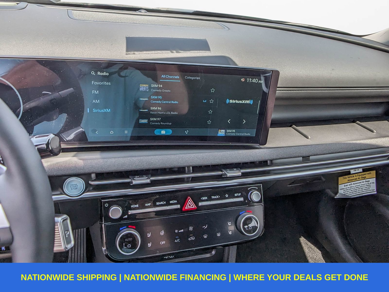 New 2025 Hyundai Tucson Limited image 32