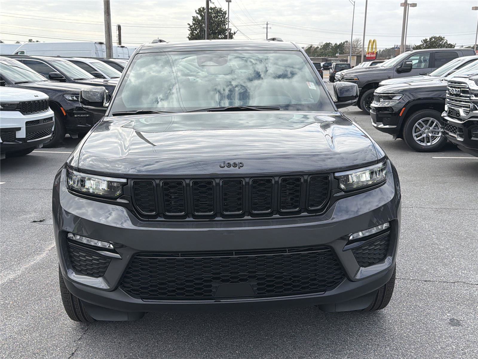 New 2025 Jeep Grand Cherokee Limited image 3