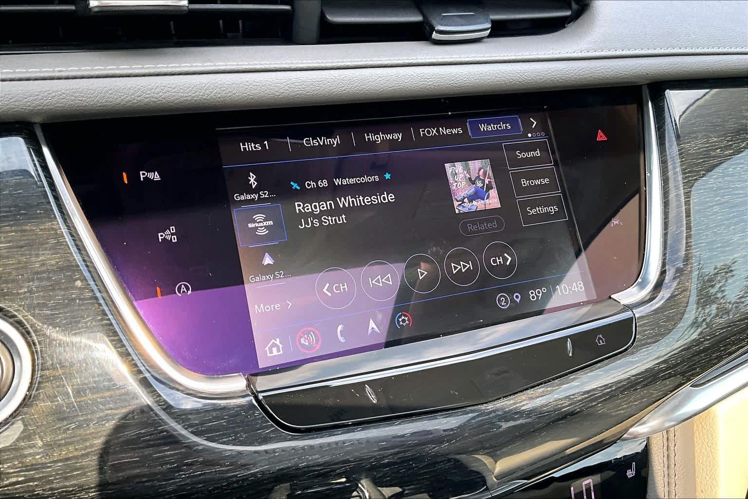 Used 2022 Cadillac XT6 Premium Luxury w/ Technology Package FWD image 36