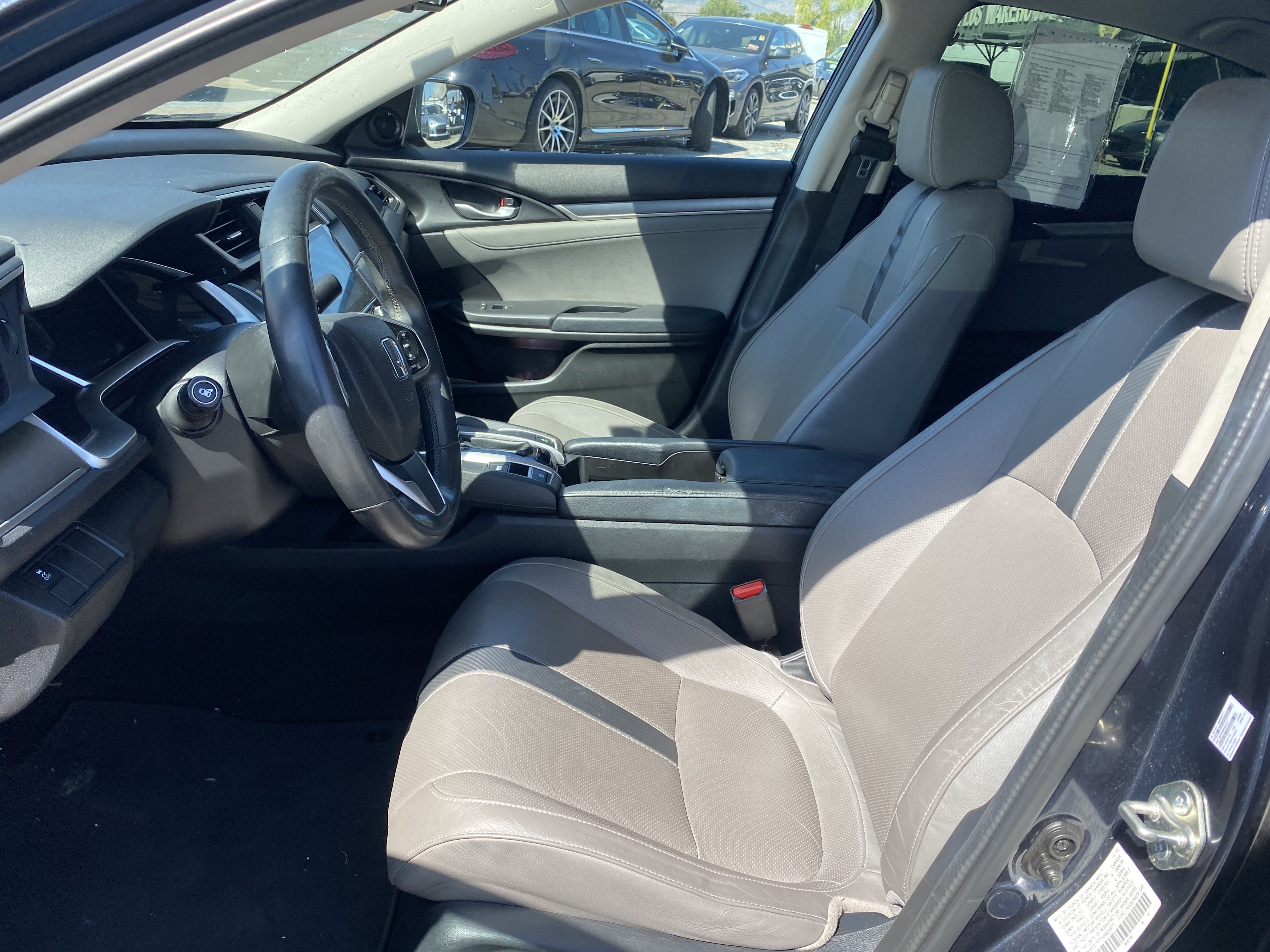 Used 2017 Honda Civic EX-L image 10