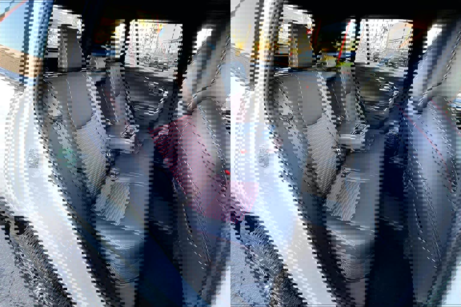 Used 2022 Toyota RAV4 XSE image 18