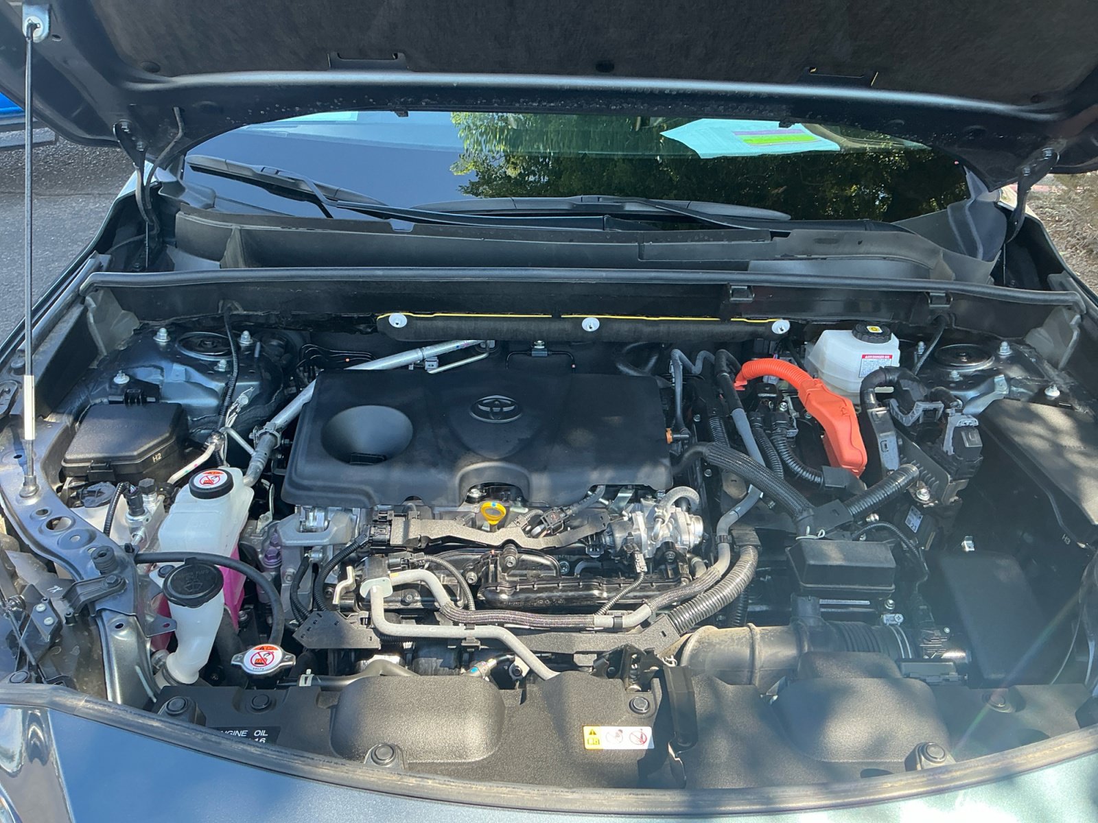 Certified 2024 Toyota Venza LE AWD/4WD image 20