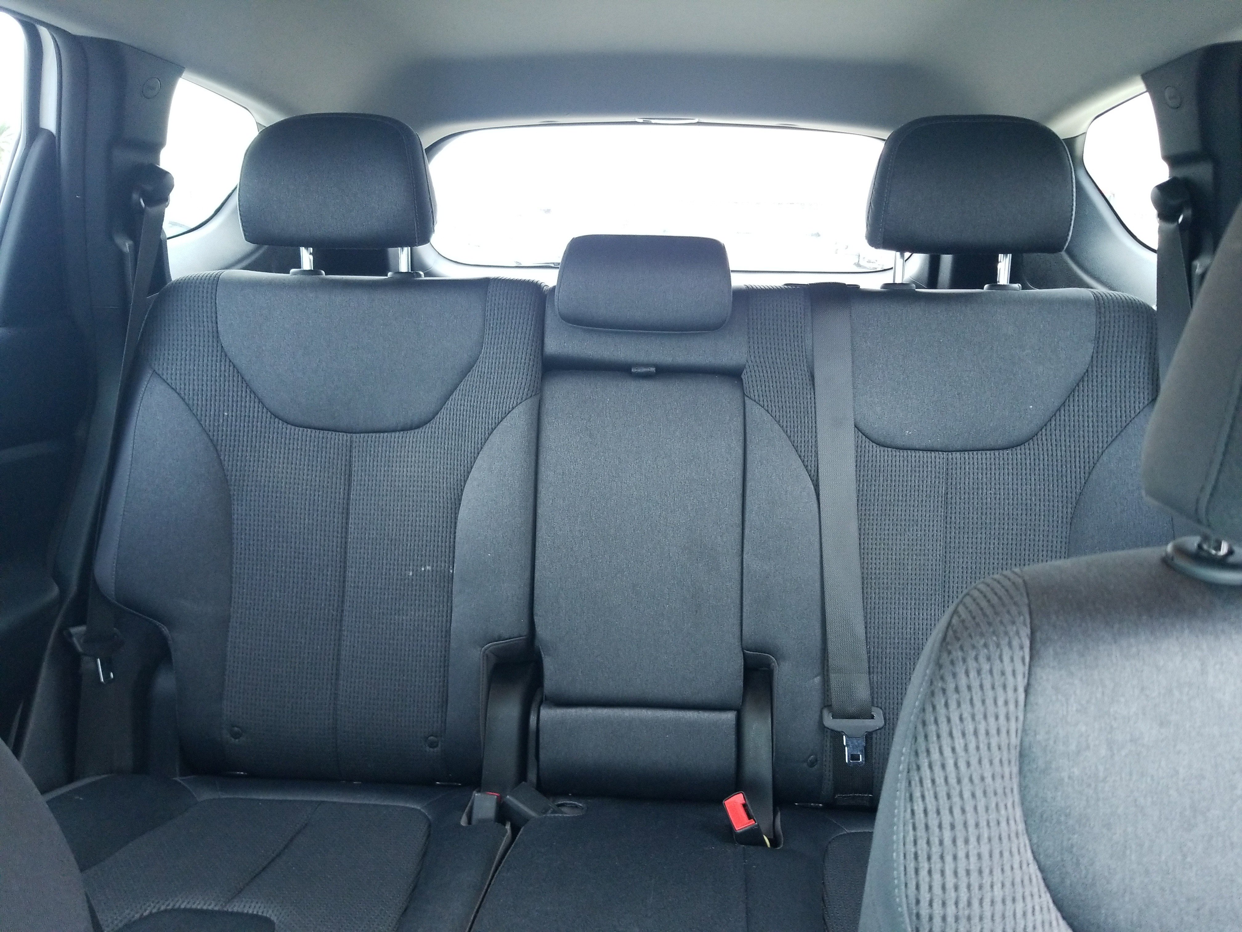 Used 2019 Hyundai Santa Fe SE FWD image 19