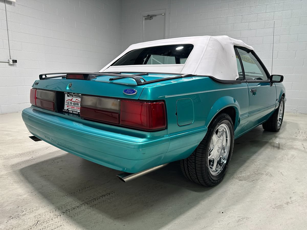 Used 1993 Ford Mustang LX RWD image 6