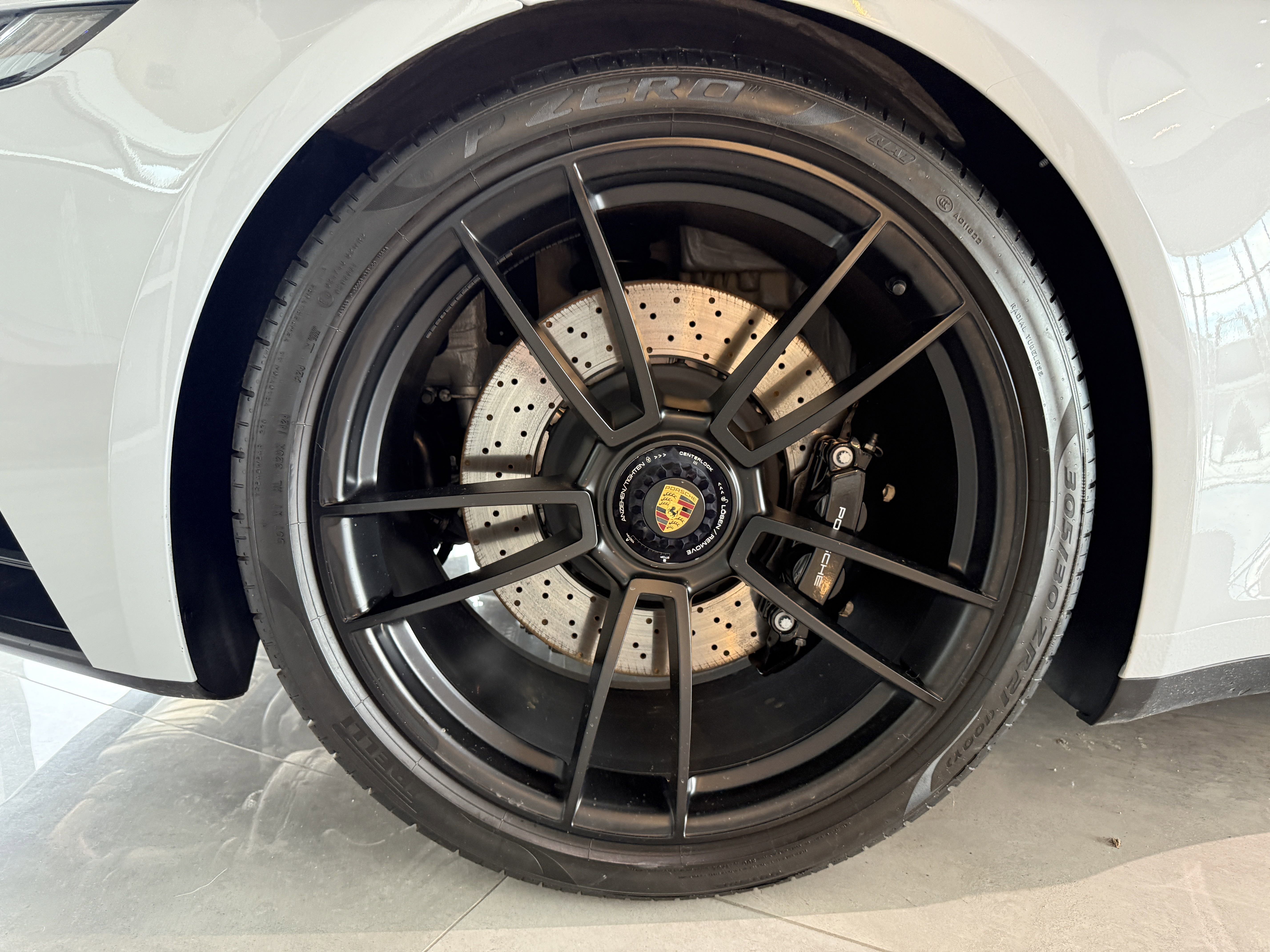 Used 2024 Porsche 911 Targa 4 GTS image 41