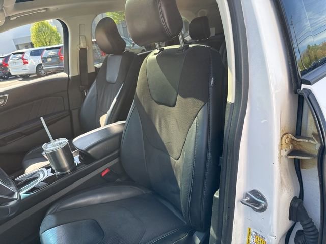 Used 2018 Ford Edge Sport w/ Equipment Group 401A AWD/4WD image 9