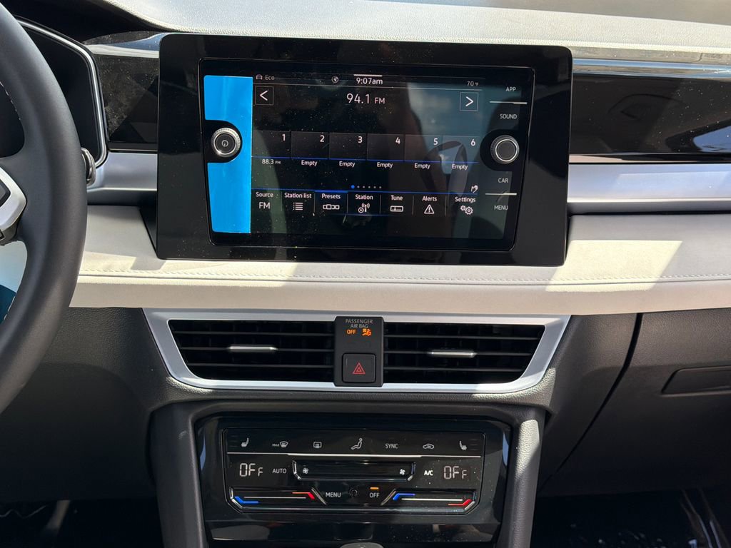 New 2026 Volkswagen Taos SE AWD/4WD image 17
