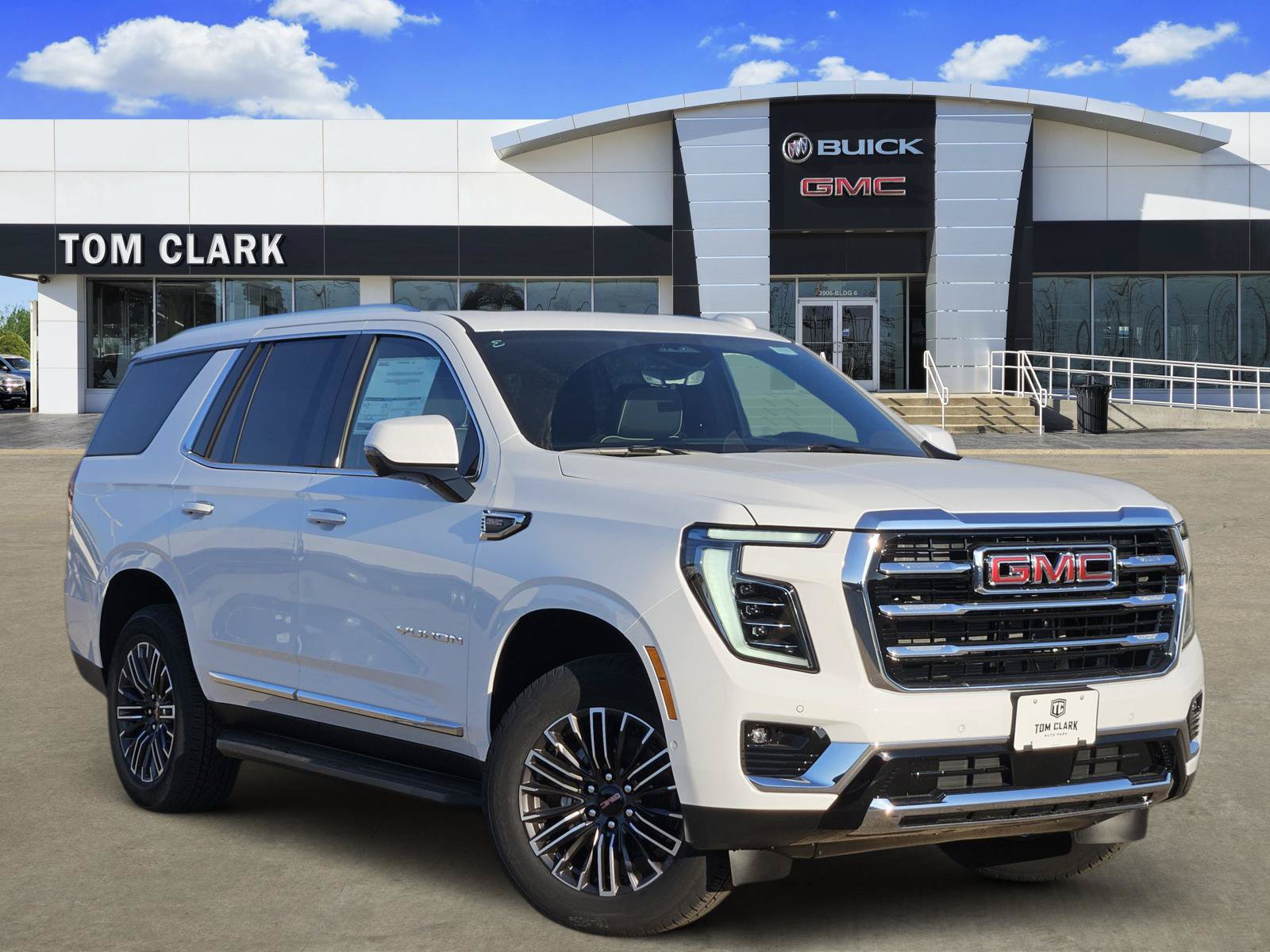 New 2027 GMC Yukon Elevation w/ Technology Package AWD/4WD image 1