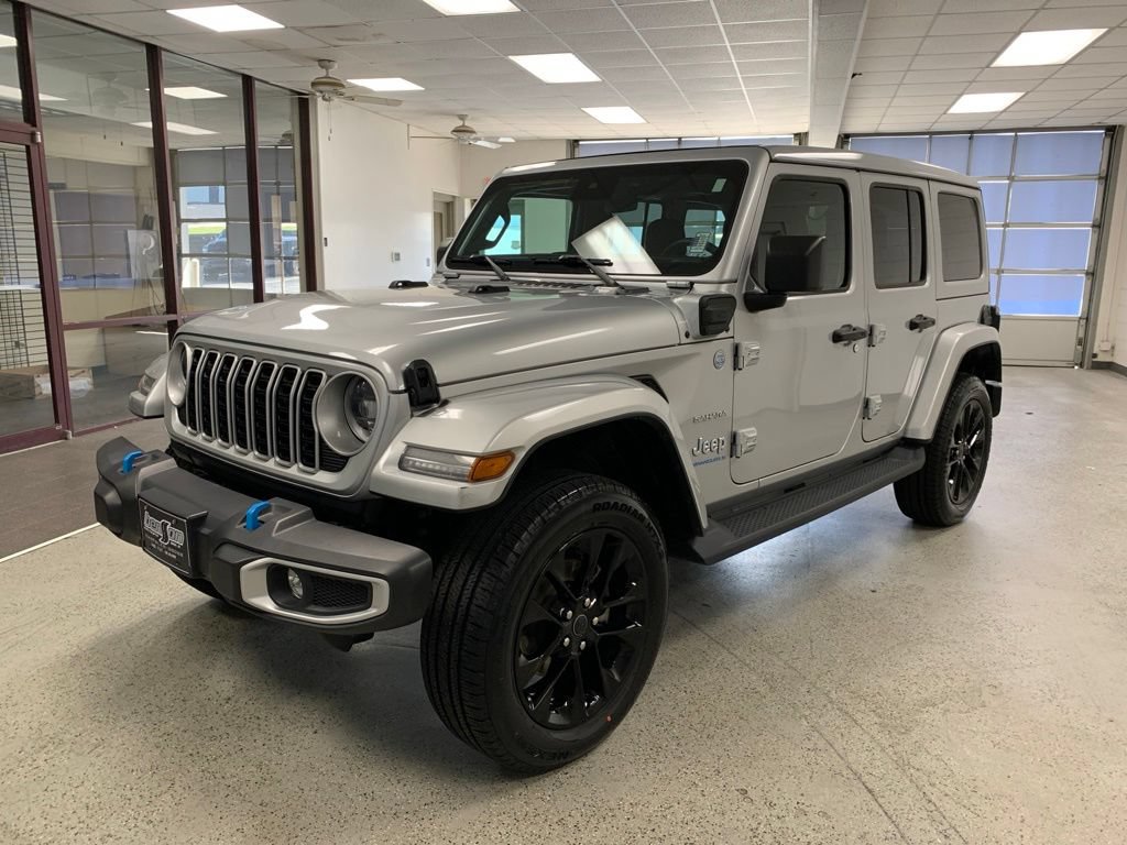 Certified 2024 Jeep Wrangler Unlimited Sahara w/ Safety Group AWD/4WD image 3