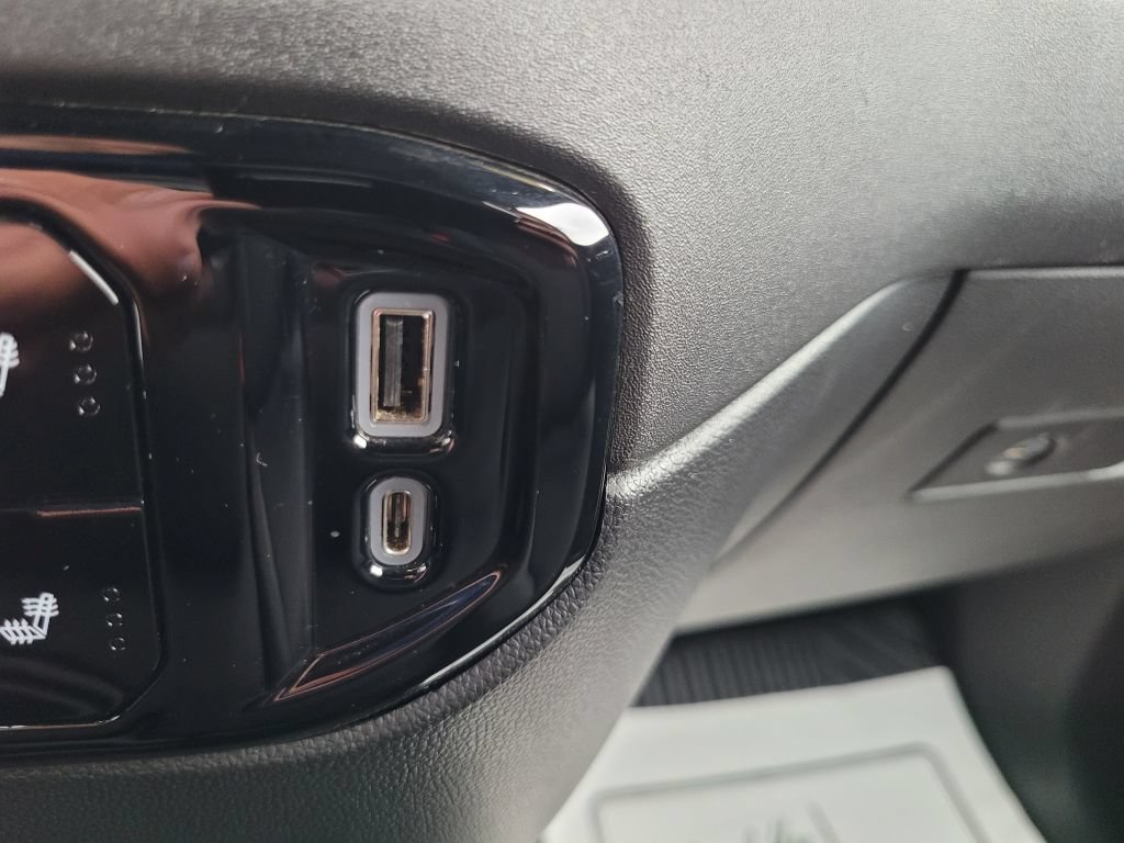 Used 2023 GMC Sierra 1500 SLE AWD/4WD image 39