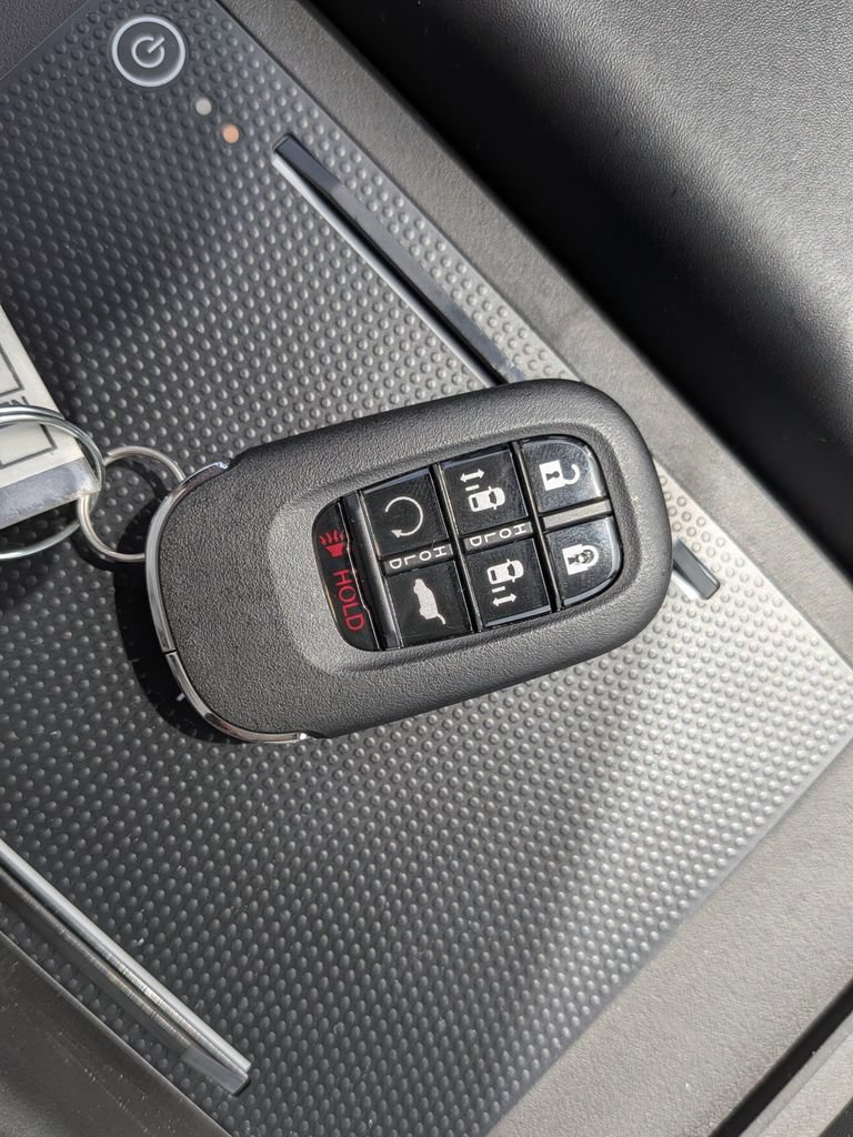 New 2026 Honda Odyssey Touring image 31