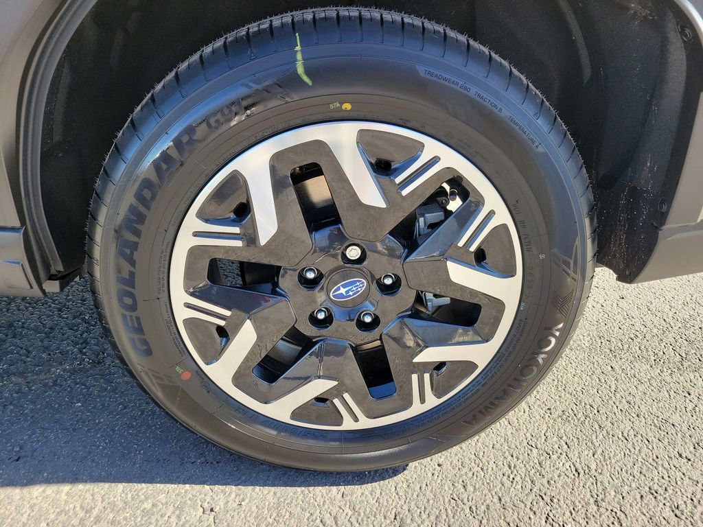 Certified 2025 Subaru Forester Premium image 11