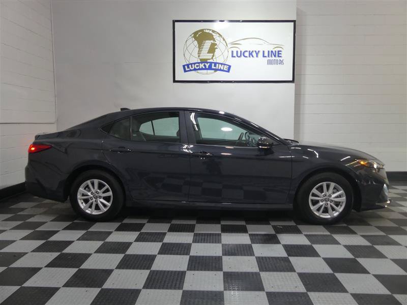 Used 2025 Toyota Camry LE w/ Convenience Package AWD/4WD image 6