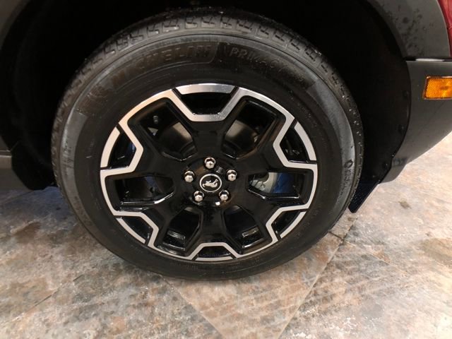 New 2025 Ford Bronco Sport Outer Banks w/ Outer Banks Tech Package+ image 9