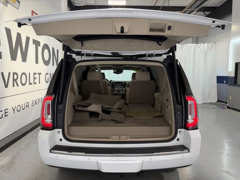 Used 2016 GMC Yukon Denali w/ Open Road Package RWD image 39