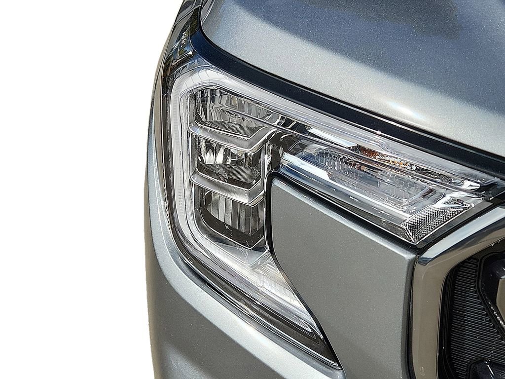 Used 2024 GMC Terrain AT4 w/ Infotainment Package II image 10