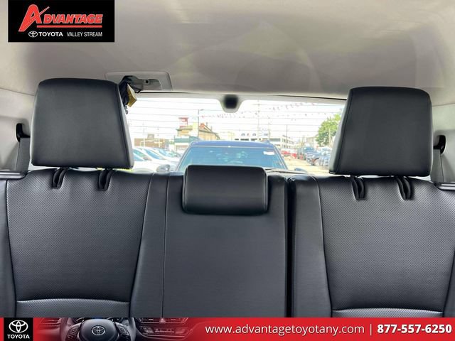 Used 2024 Toyota Grand Highlander AWD image 15