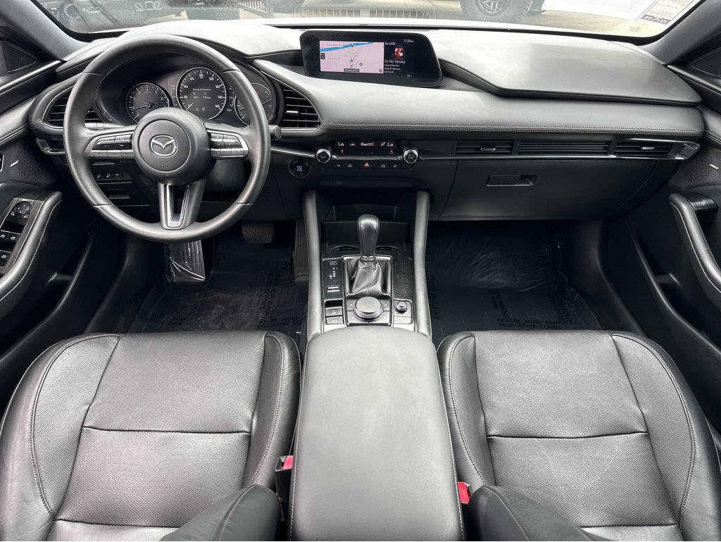 Used 2019 MAZDA MAZDA3 Hatchback w/ Premium Package image 4