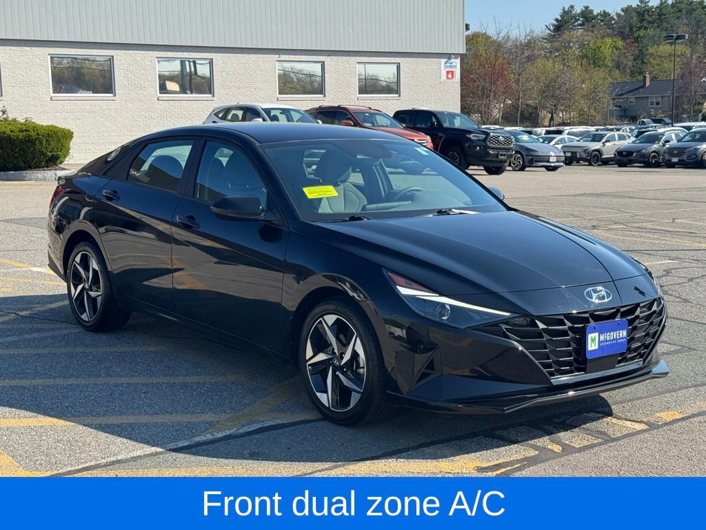 Certified 2023 Hyundai Elantra SEL w/ Convenience Package FWD image 8