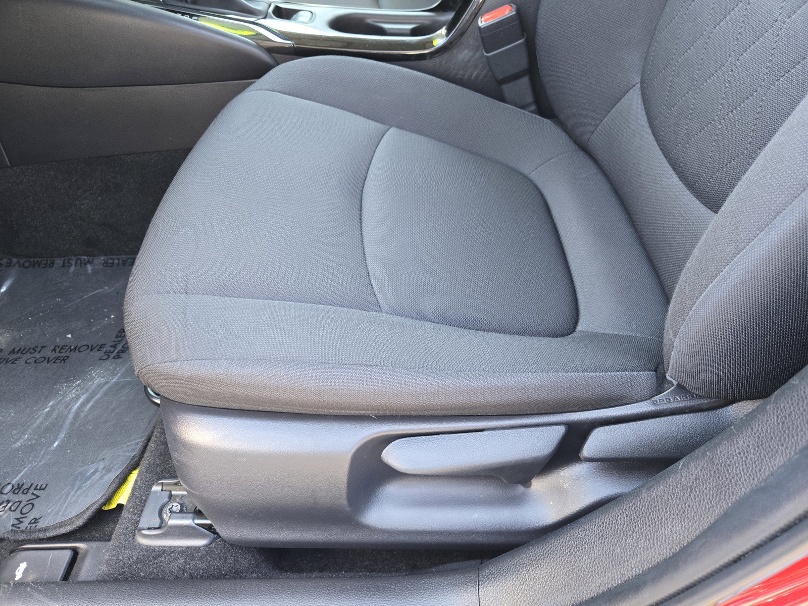 Used 2021 Toyota Corolla LE w/ Carpet Mat Package (TMS) FWD image 15