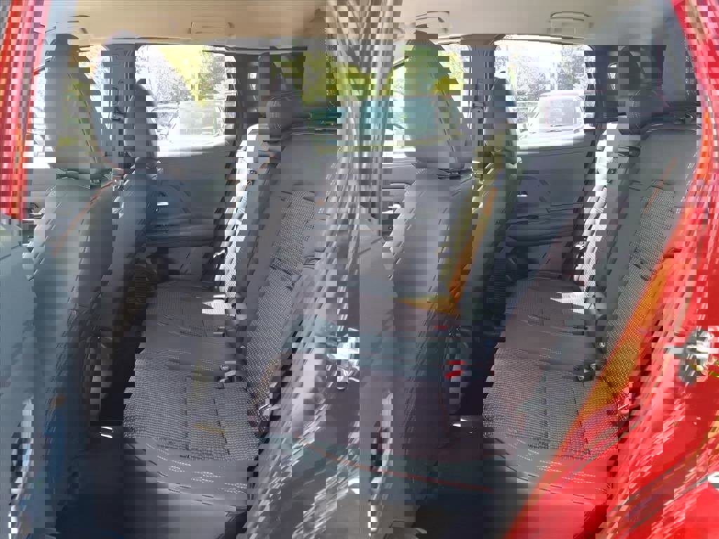 New 2026 Nissan Kicks SR w/ Illumination Package image 5