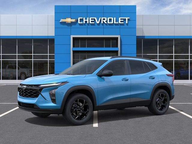 New 2026 Chevrolet Trax LT w/ Midnight Edition FWD image 2