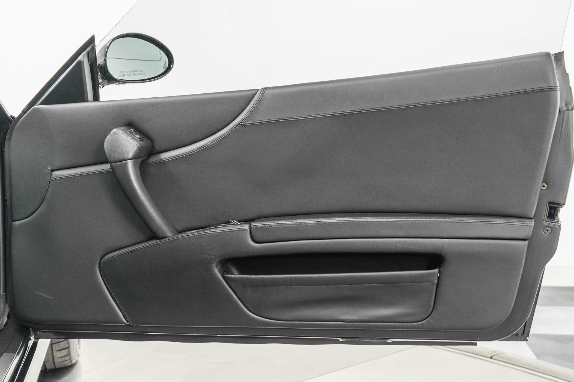 Used 1998 Ferrari 550 Maranello Coupe RWD image 53
