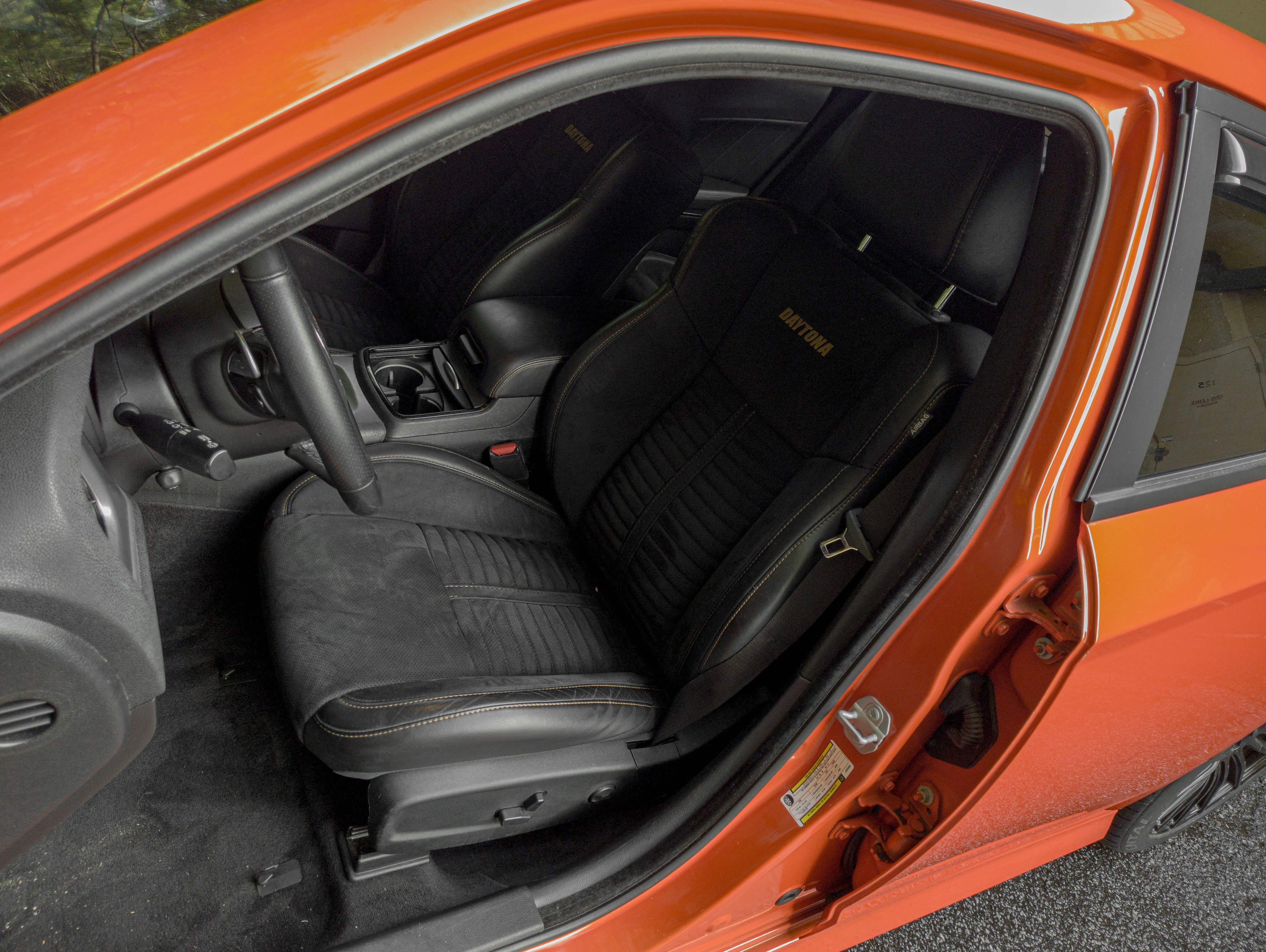Used 2018 Dodge Charger R/T image 8