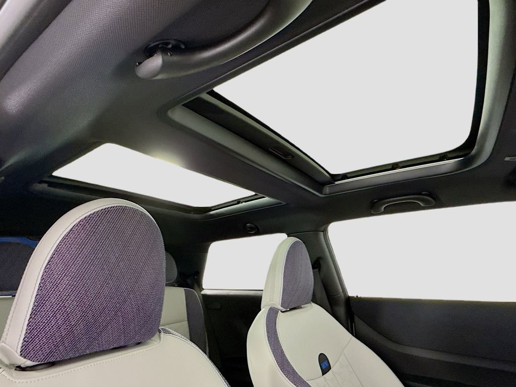 New 2026 MINI Cooper 2-Door Hardtop image 19