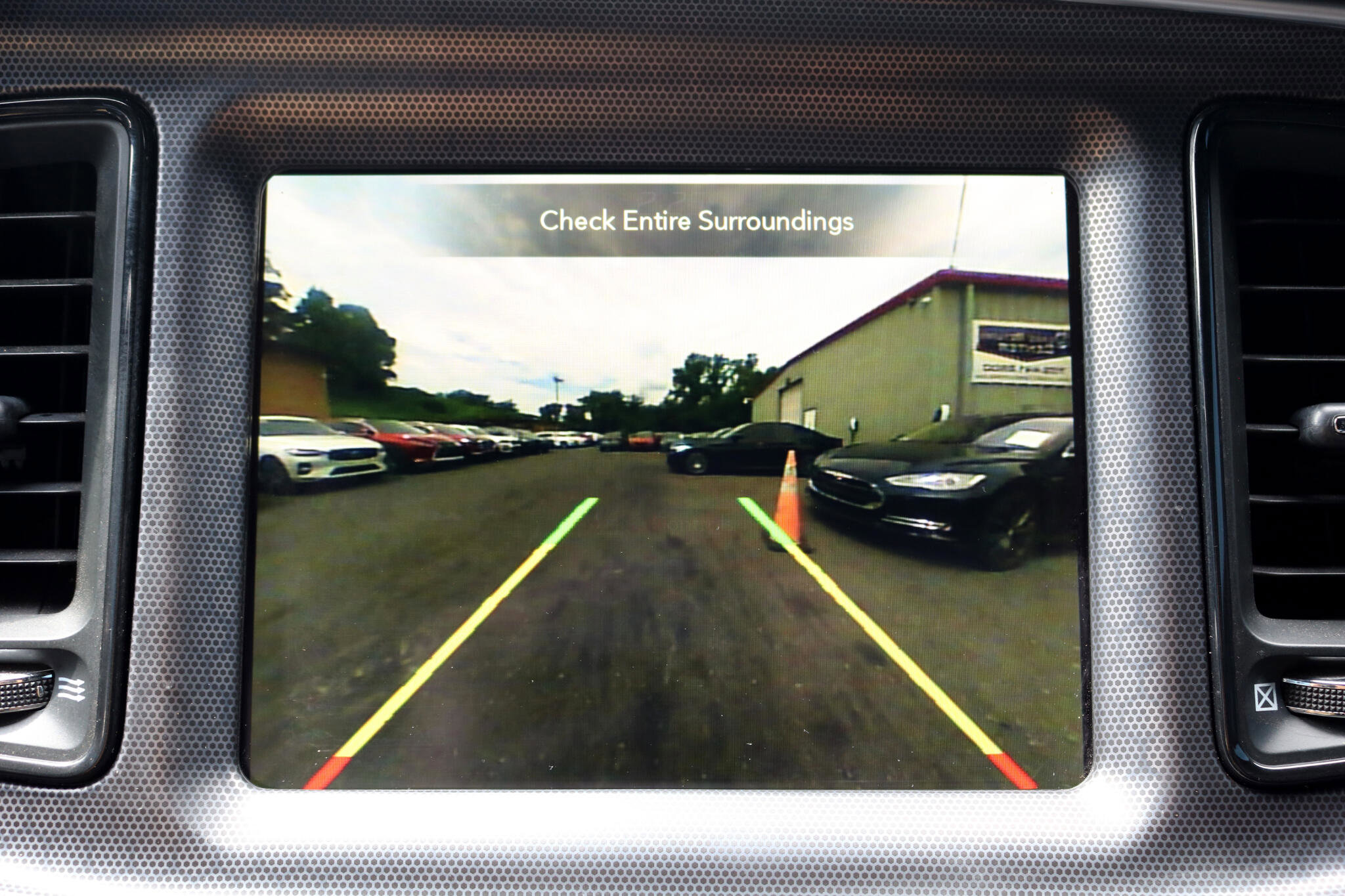 Used 2018 Dodge Challenger R/T Scat Pack w/ Leather Interior Group image 24