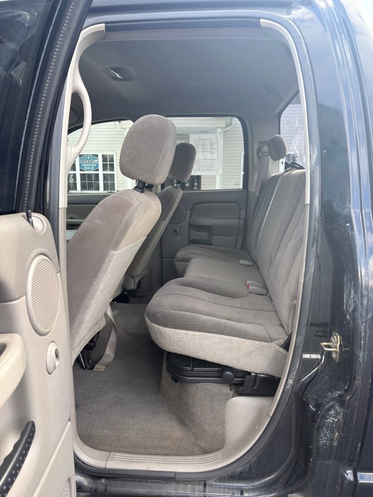 Used 2004 Dodge Ram 1500 Truck SLT w/ Quad Cab Value Group image 10