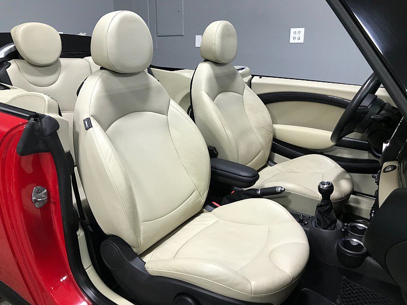 Used 2013 MINI Cooper S w/ Technology Pkg 2 FWD image 22