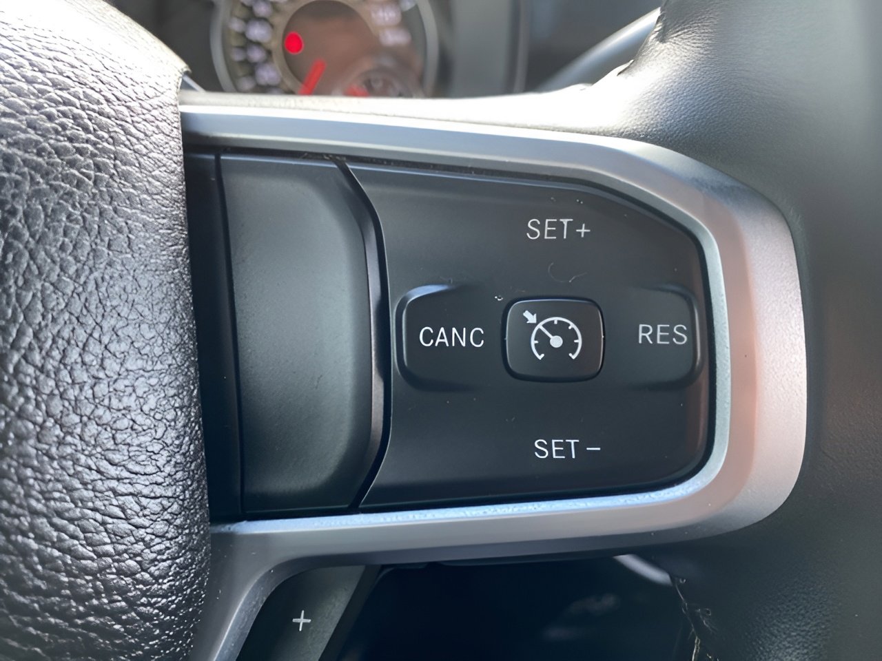 Used 2024 RAM 3500 Big Horn image 15