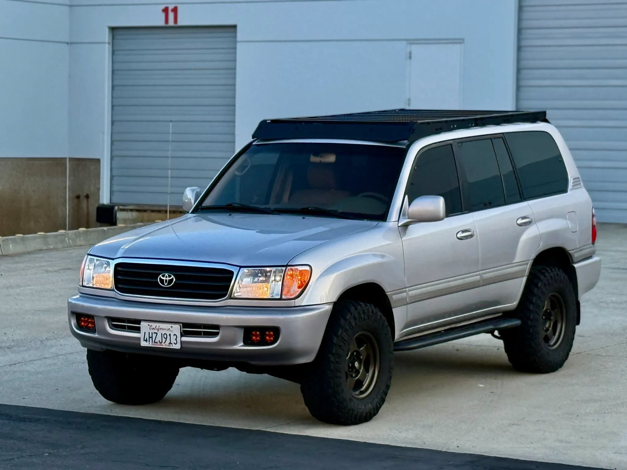 Used 2000 Toyota Land Cruiser AWD/4WD image 6
