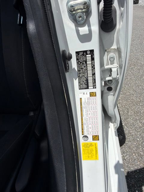 Used 2023 Toyota Corolla LE w/ Carpet Mat Package (TMS) FWD image 26