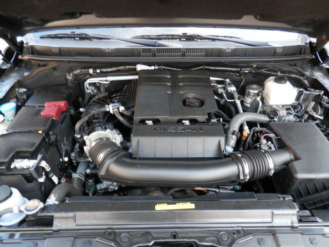 Used 2025 Nissan Frontier SV AWD/4WD image 37