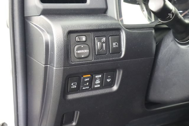 Used 2023 Toyota 4Runner Limited AWD/4WD image 38