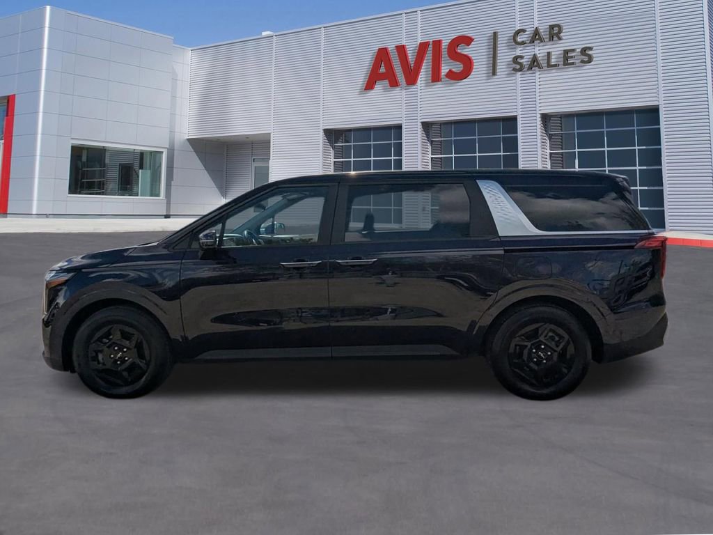 Used 2025 Kia Carnival image 10