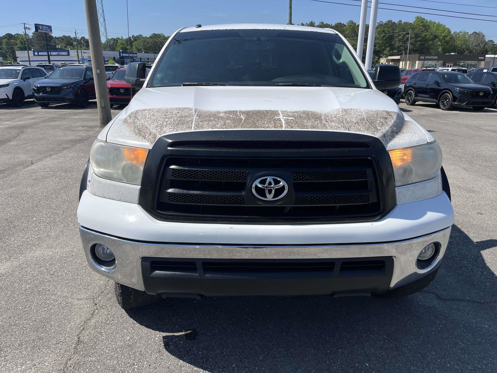 Used 2012 Toyota Tundra 4x4 CrewMax w/ SR5 Pkg image 2