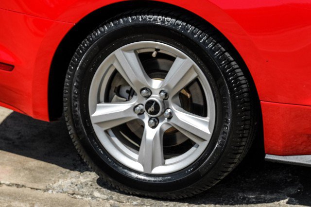 Used 2017 Ford Mustang Coupe RWD image 45