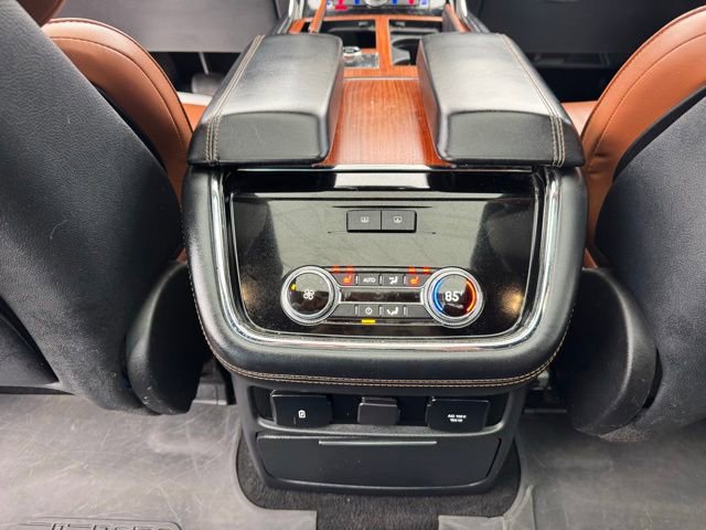 Used 2019 Lincoln Navigator L Reserve w/ Cargo Package AWD/4WD image 37