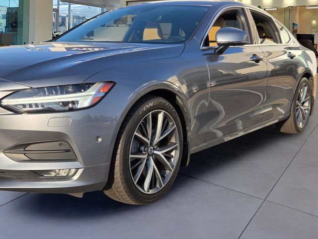 Used 2017 Volvo S90 T6 Momentum w/ Vision Package AWD/4WD image 24