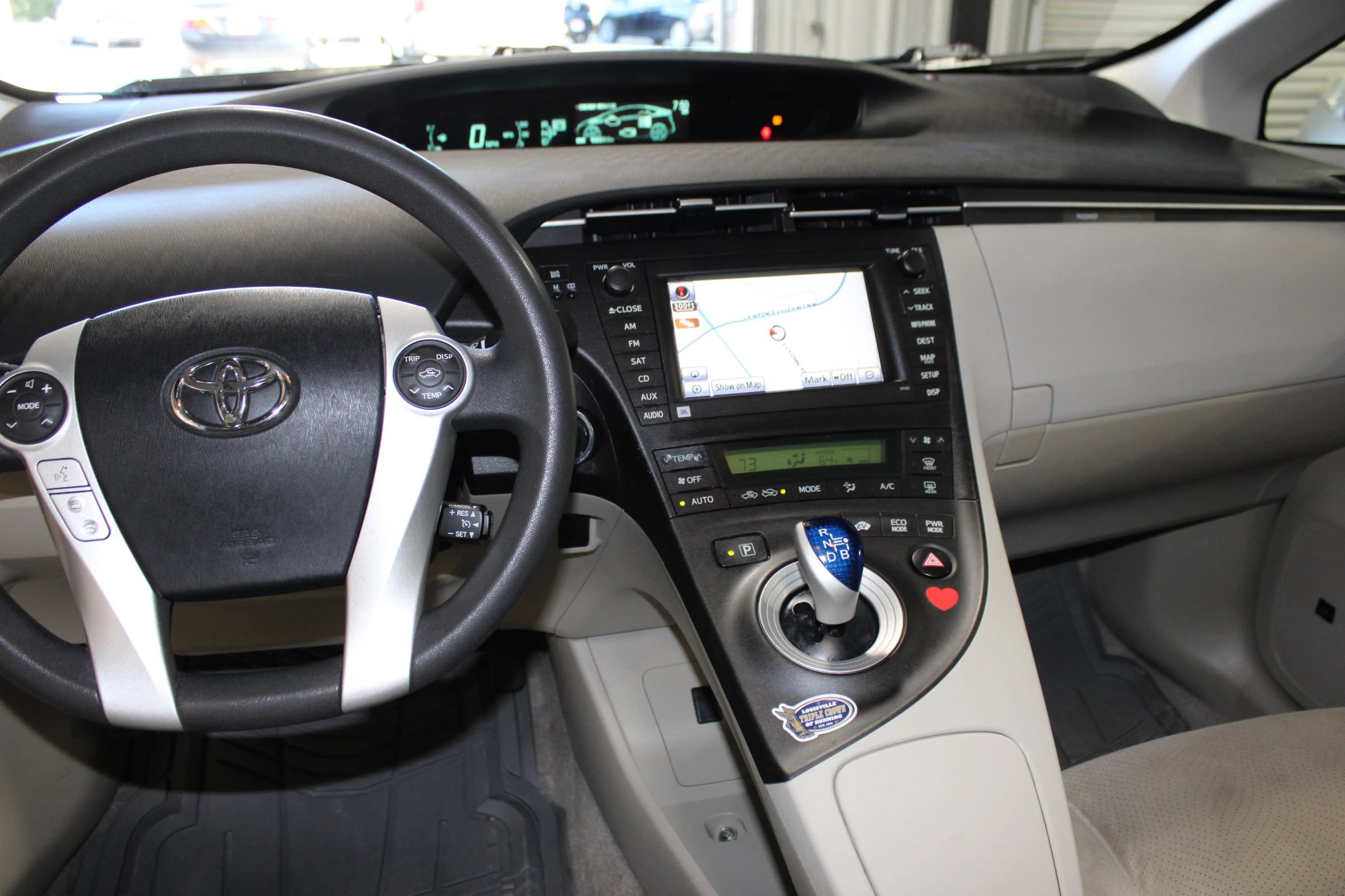 Used 2011 Toyota Prius Three w/ Solar Roof Pkg FWD image 12