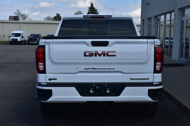Used 2022 GMC Sierra 1500 Elevation w/ Elevation Premium Package AWD/4WD image 10