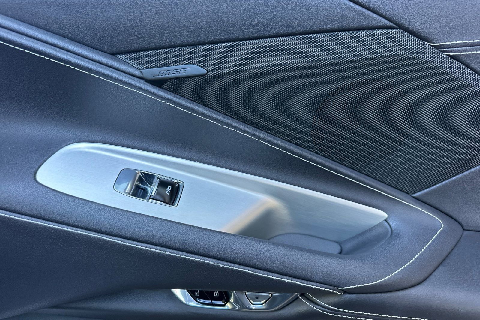 Certified 2025 Chevrolet Corvette Stingray Coupe w/ 1LT image 18