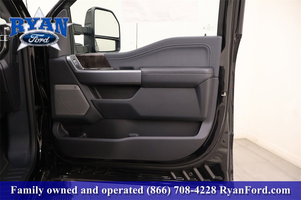 New 2026 Ford F250 Lariat w/ Tremor Off-Road Package image 17