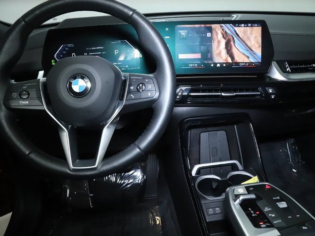 Used 2026 BMW X2 xDrive28i AWD/4WD image 33