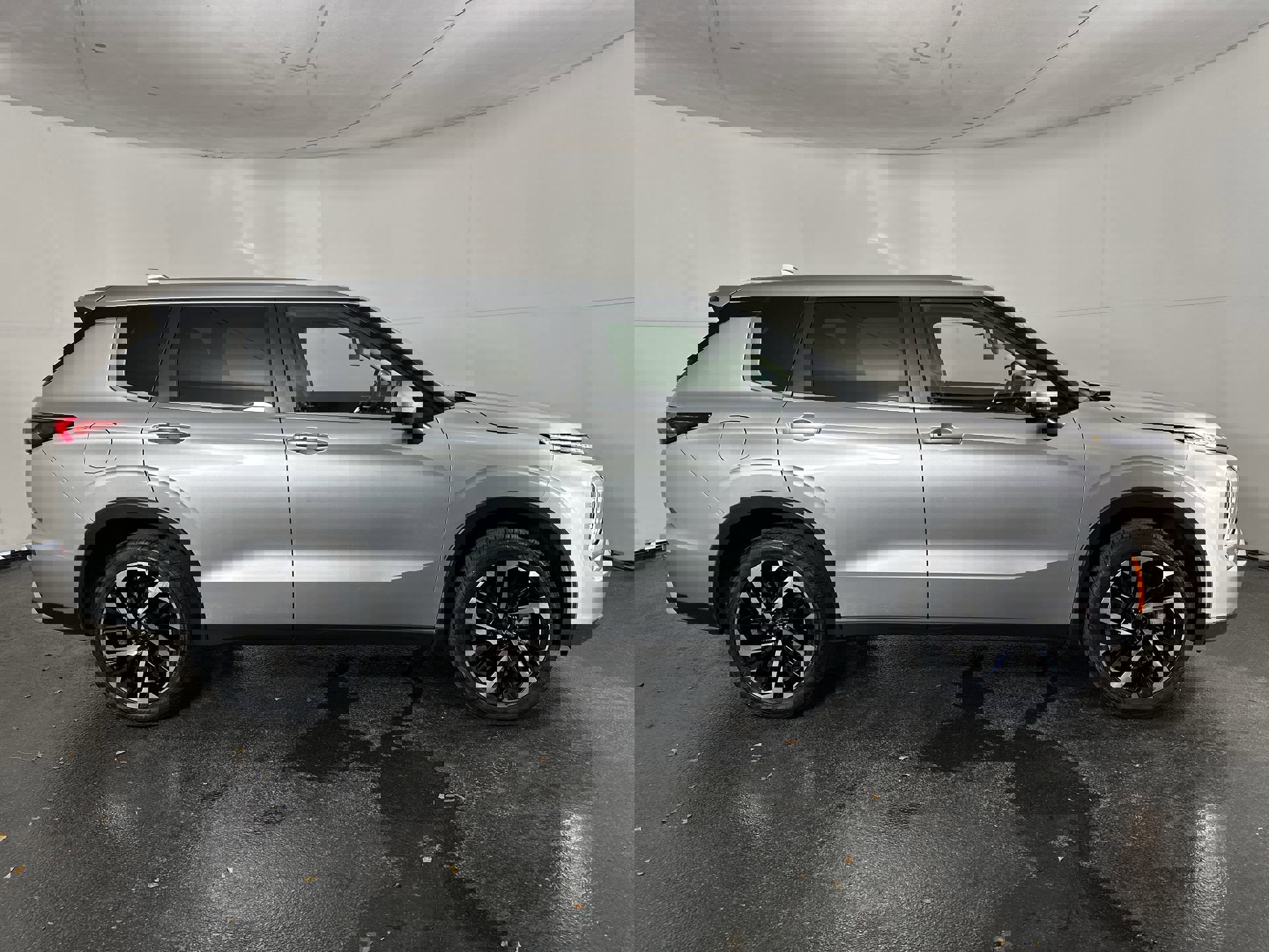 Used 2024 Mitsubishi Outlander SE image 13