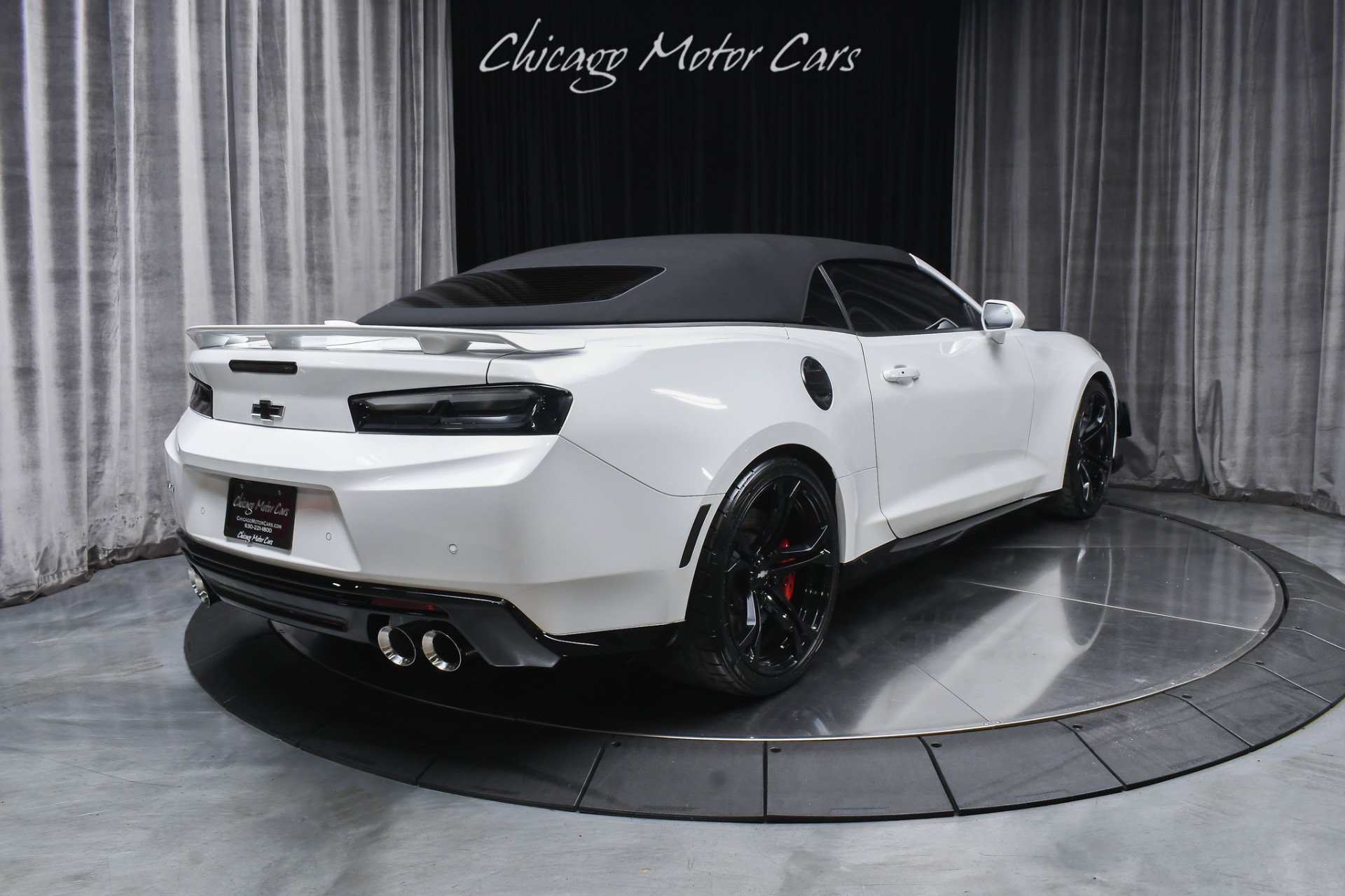 Used 2017 Chevrolet Camaro ZL1 RWD image 27