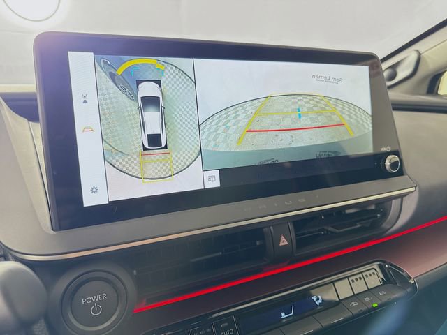 New 2026 Toyota Prius Plug-In Hybrid FWD image 14